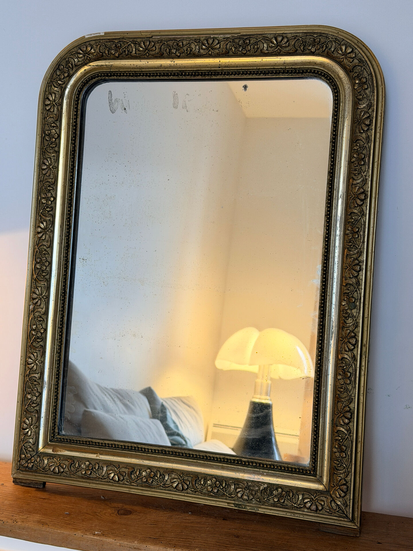 Miroir doré - Louis Philippe feuille d’or 51x65cm