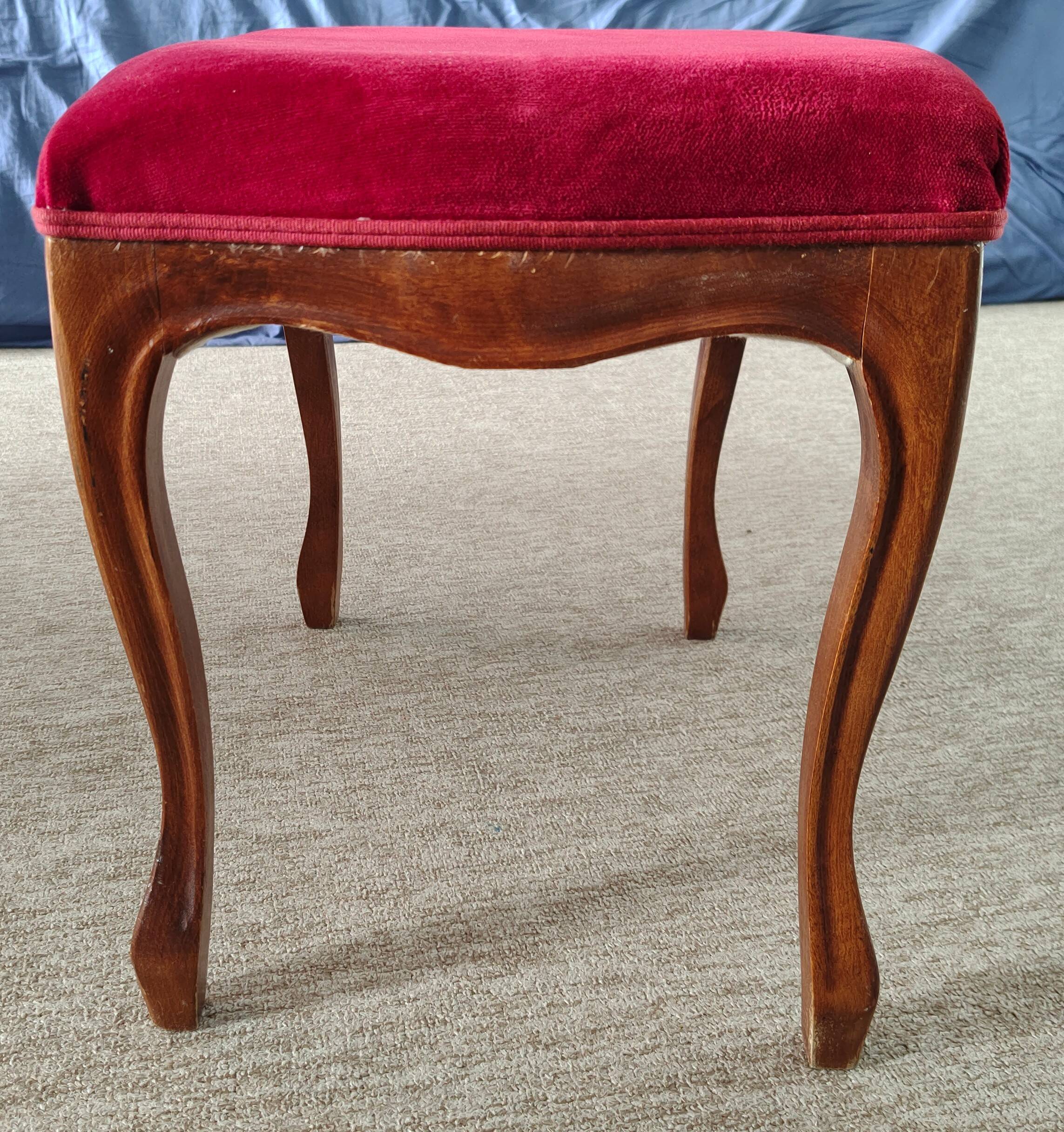 Tabouret / repose-pied