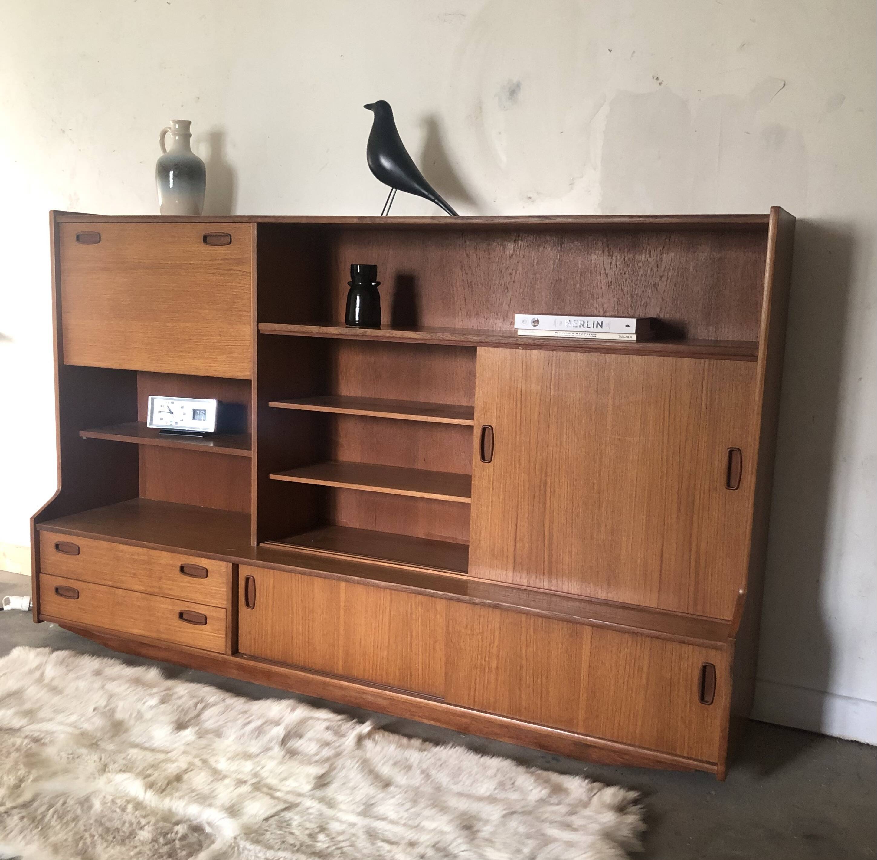 Vintage SAMCOM sideboard from the 60s