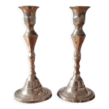 Paire de bougeoirs en laiton dorée