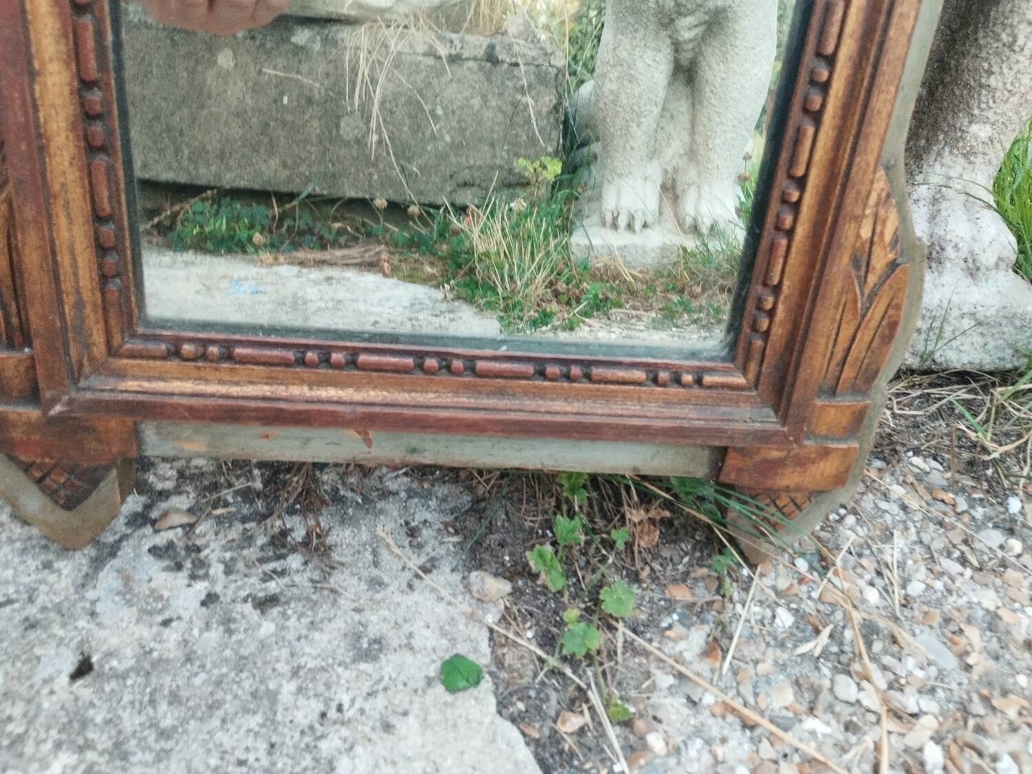 Antique Louis XVI style gilded wood mirror