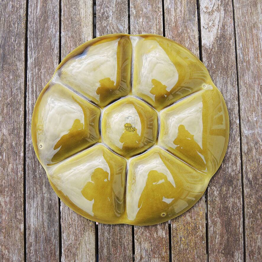 6 Old Oyster Plates in Green Ceramic from Gien