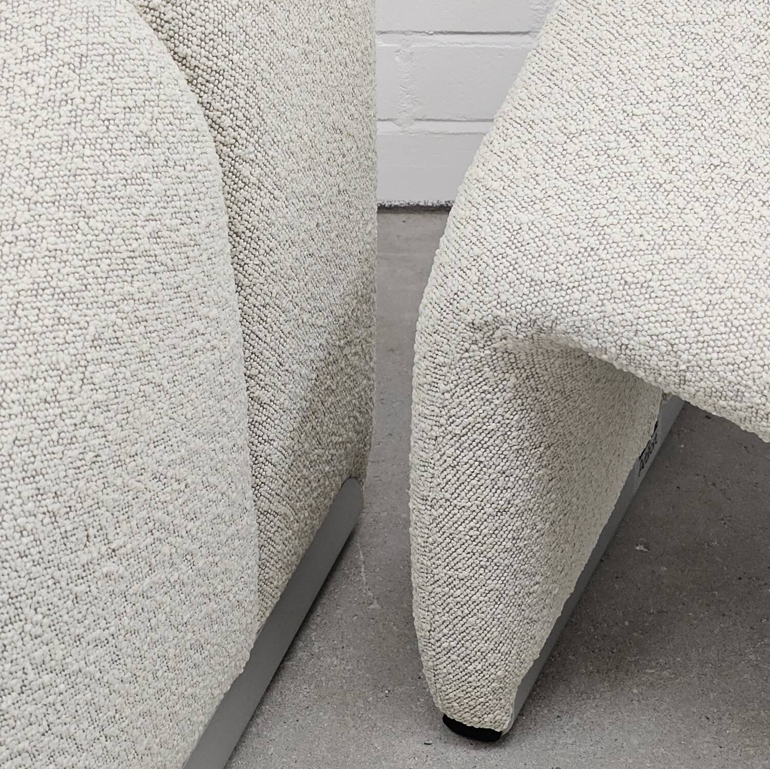 Deux chaises Groovy par Artifort