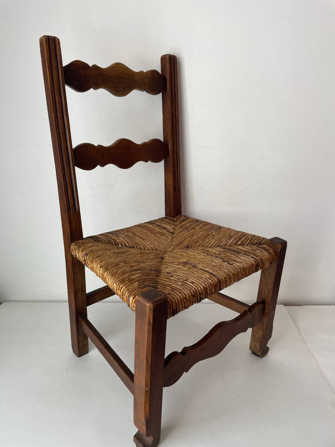 Wood and straw children's chair