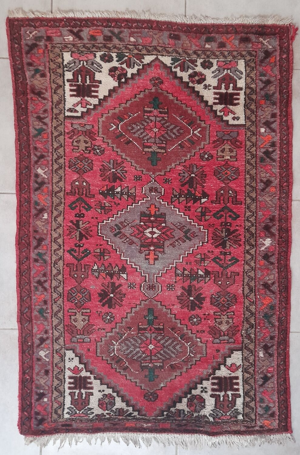 Superb Authentic Turkish Carpet – Hand-Knotted – 1960s – 142 x 93 cm