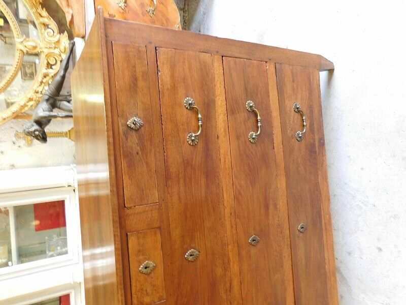 6-century walnut pantniere dresser