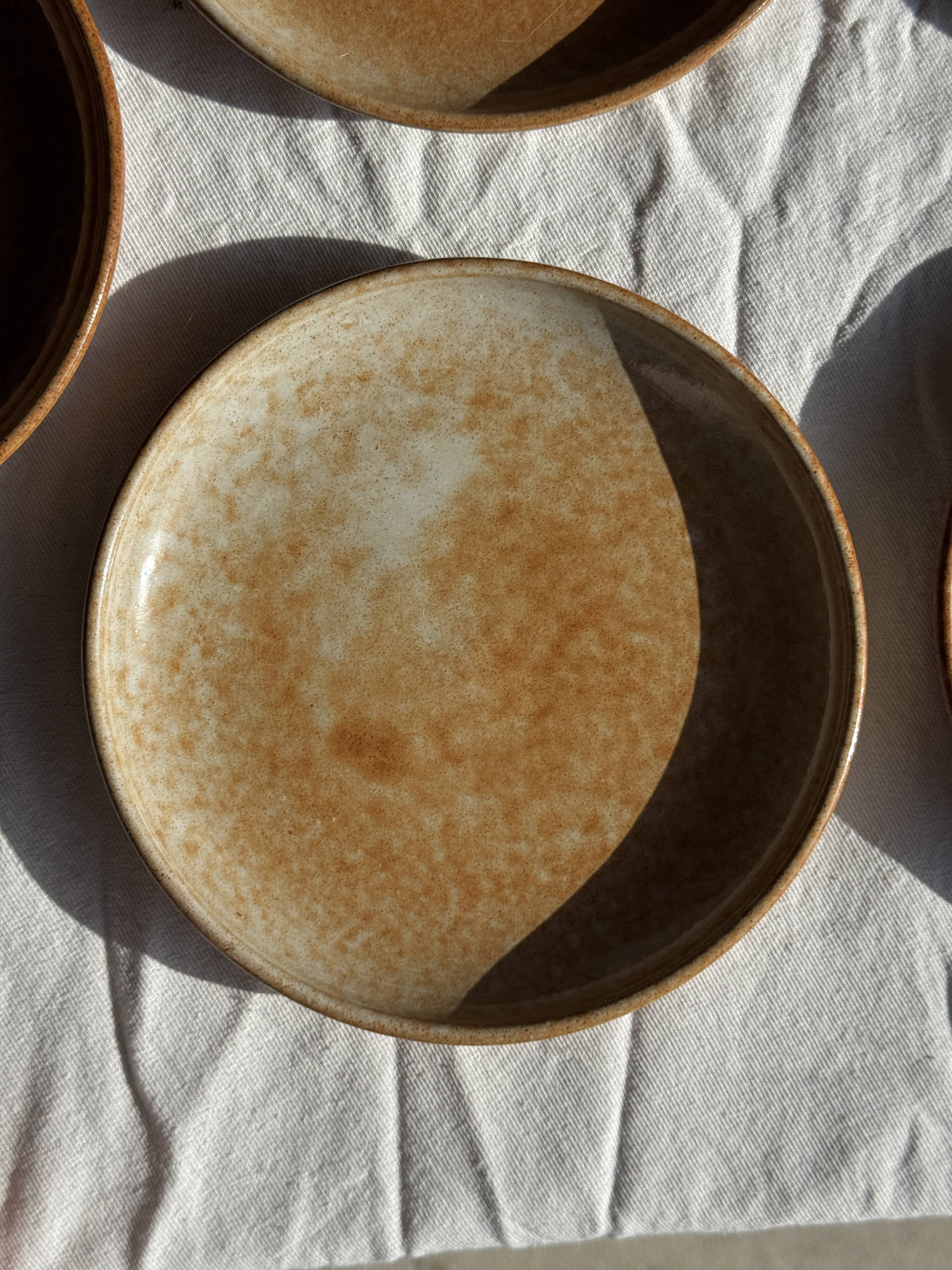Set of 7 small flat dessert plates in orange stoneware D18