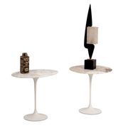 Oval "Tulip" side table by Eero Saarinen for Knoll International, circa 1950.