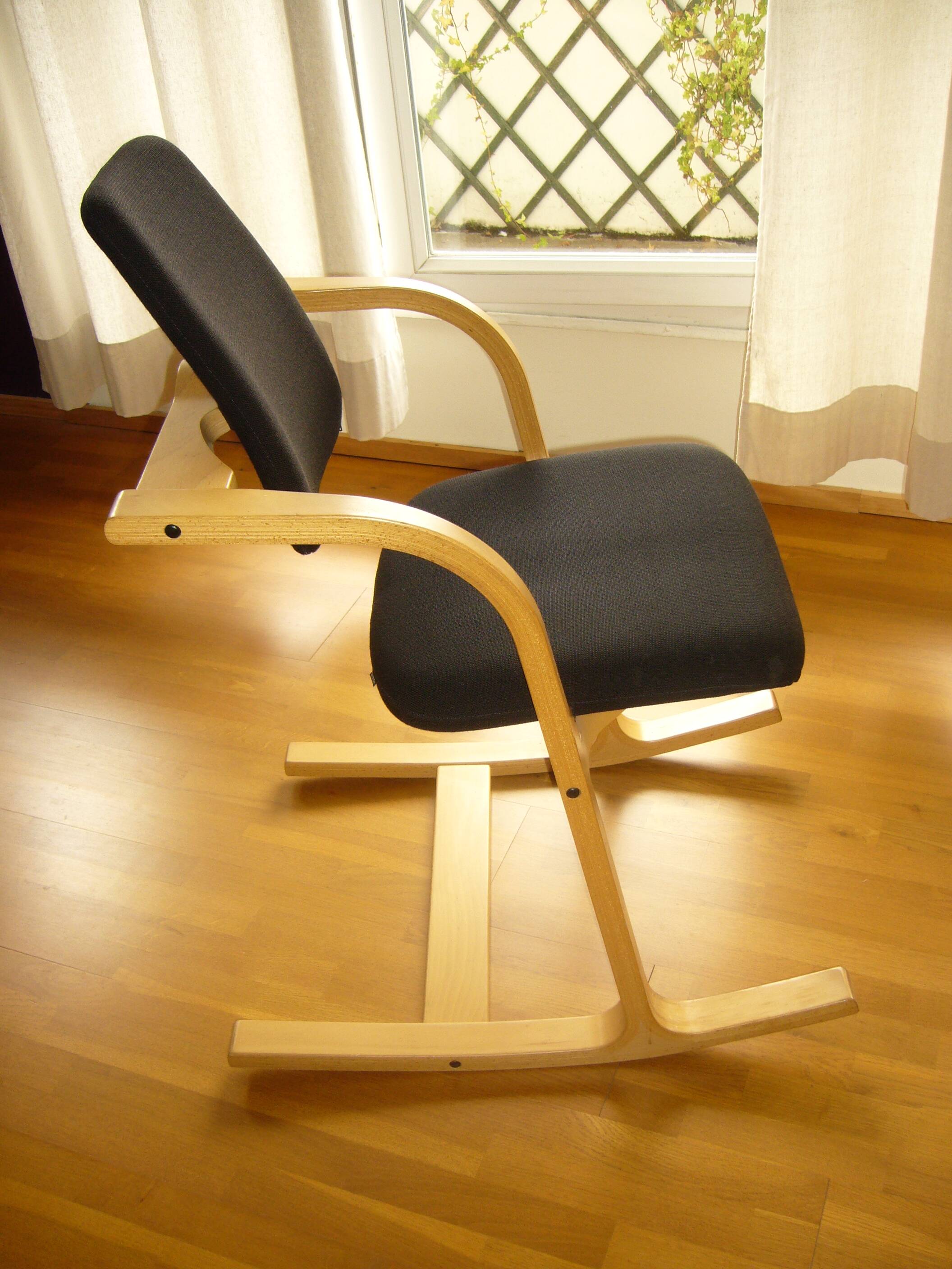 Vépi armchair