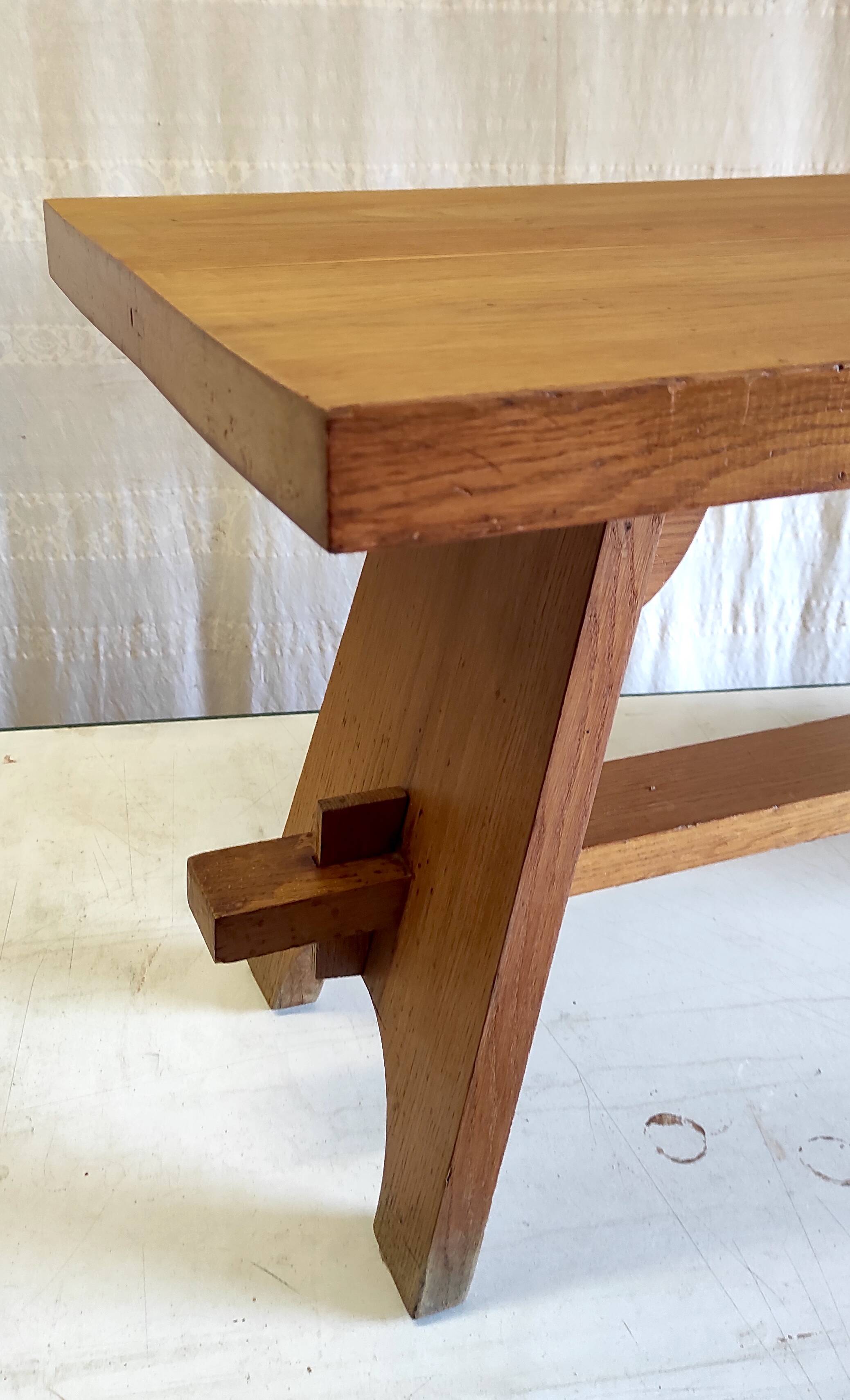 Solid oak coffee table - 1950s