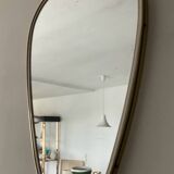Asymmetrical free-form mirror from the 60s-70s