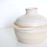 Saladier, or soup pot, ceramic, Niderviller stone pattern