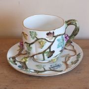 Cup n°1 CAP porcelanas Portugal insects and fruits in relief