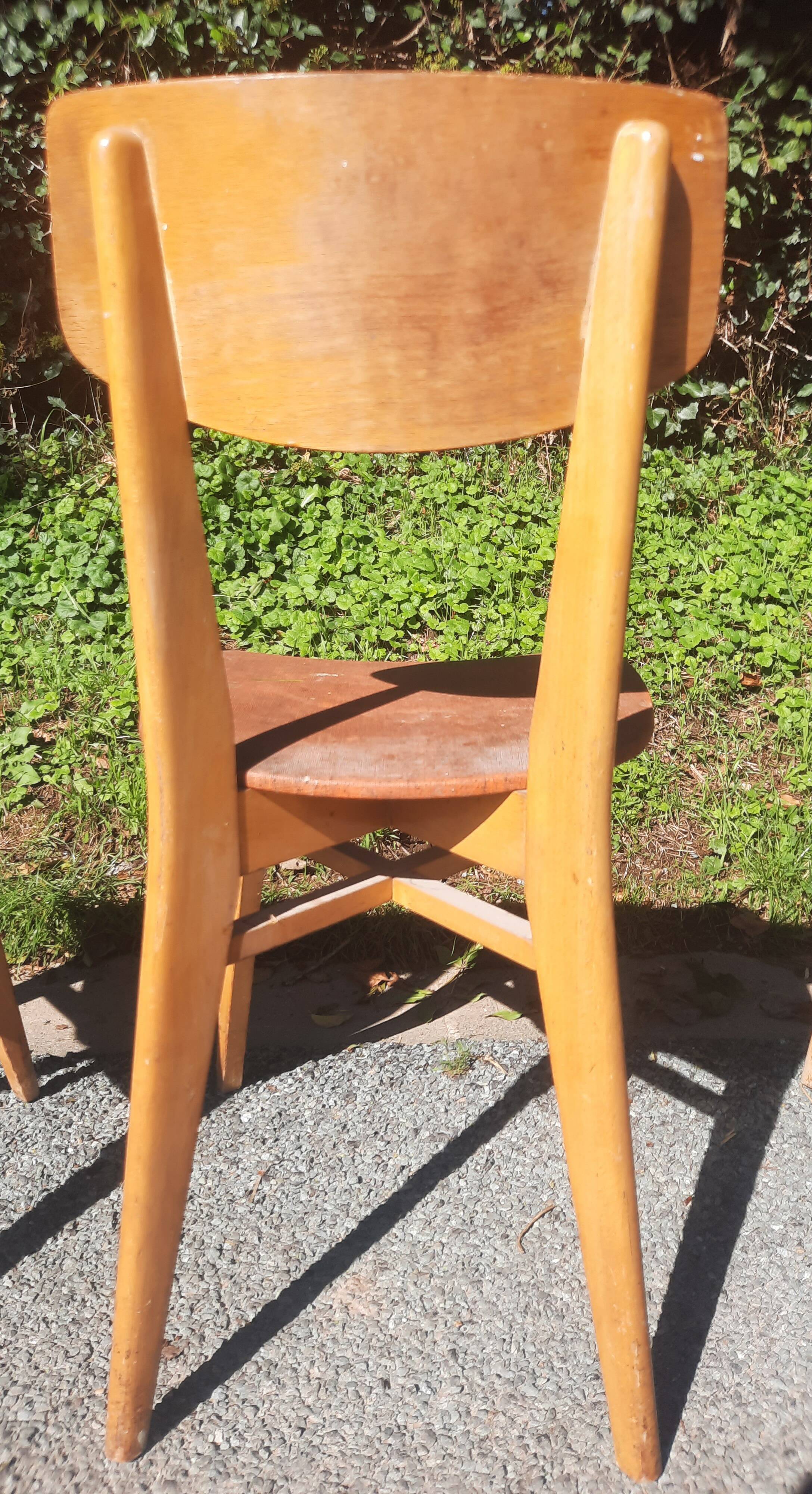 Serie de 3 chaises design g