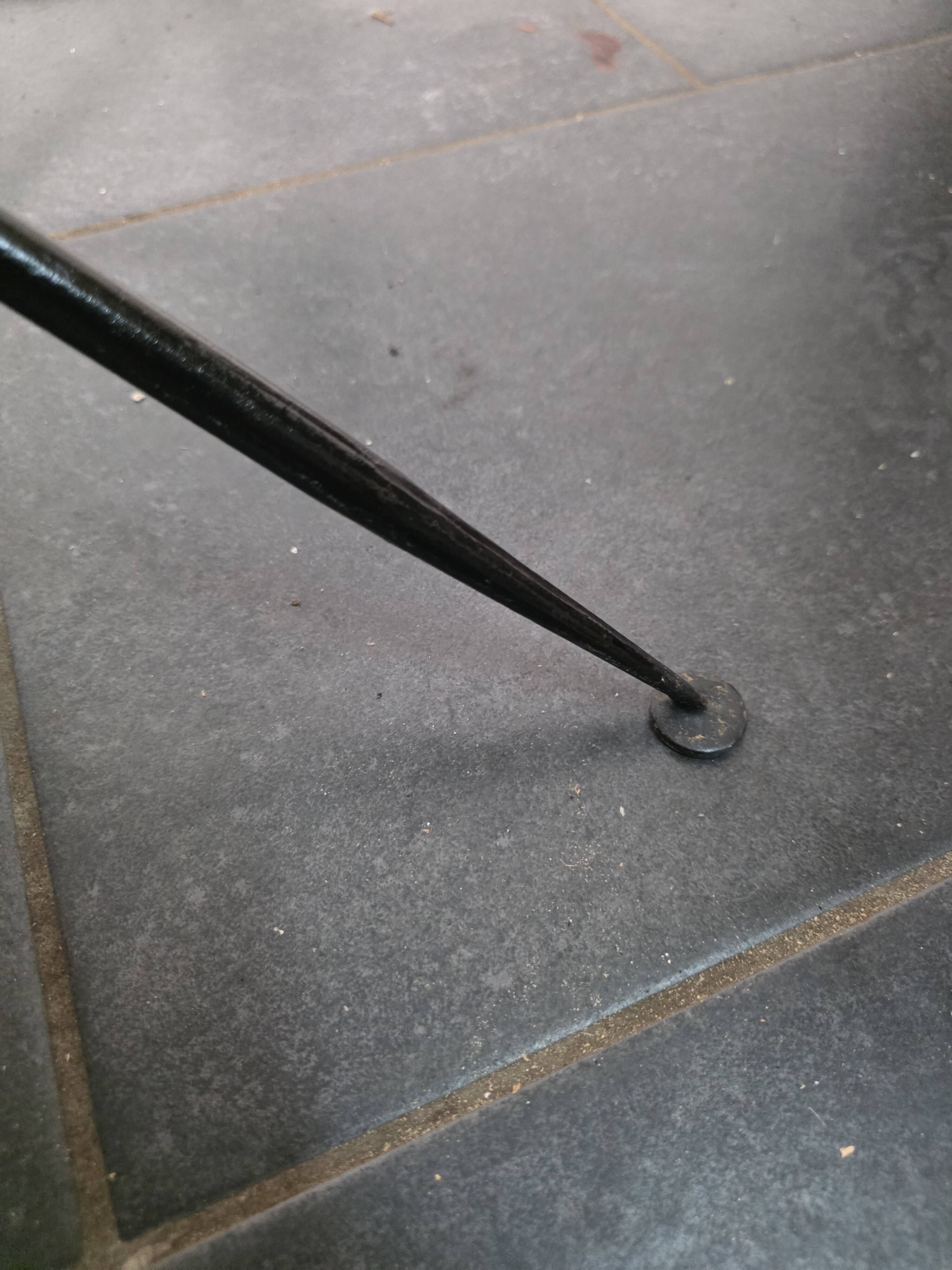 ​Lampadaire tripode à contrepoids Maison Lunel ,Années 50