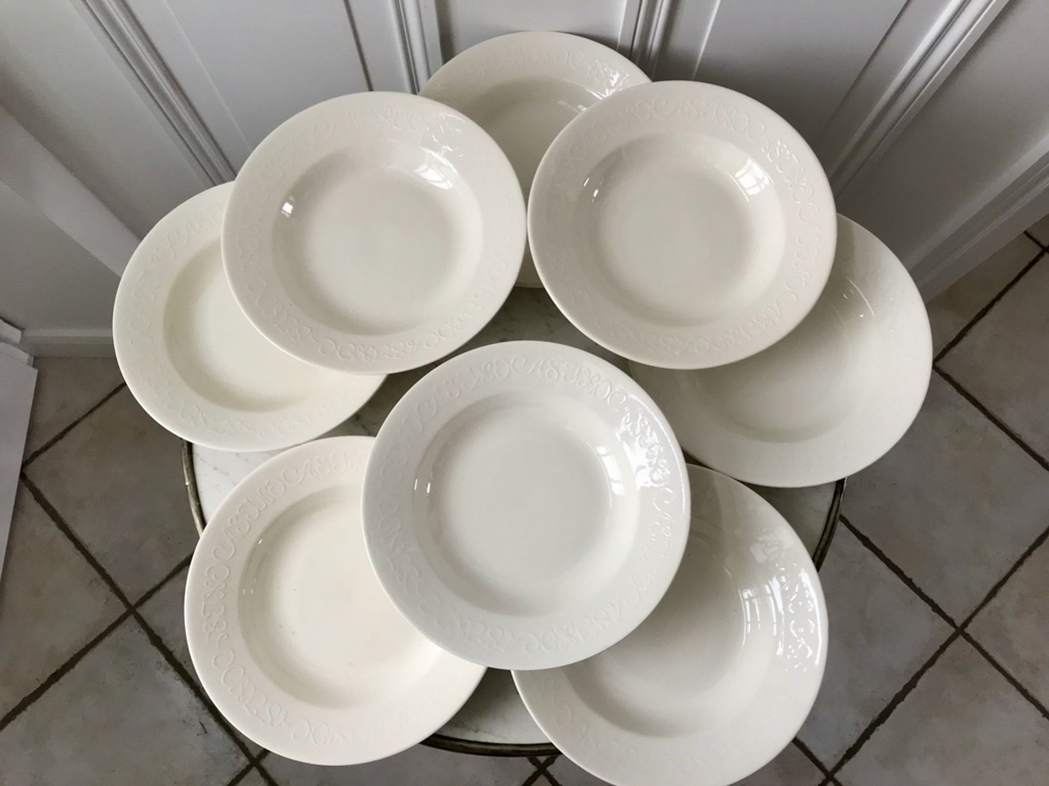 Set of 8 hollow plates Digoin Sarreguemines model Alphabet relief beige 40s