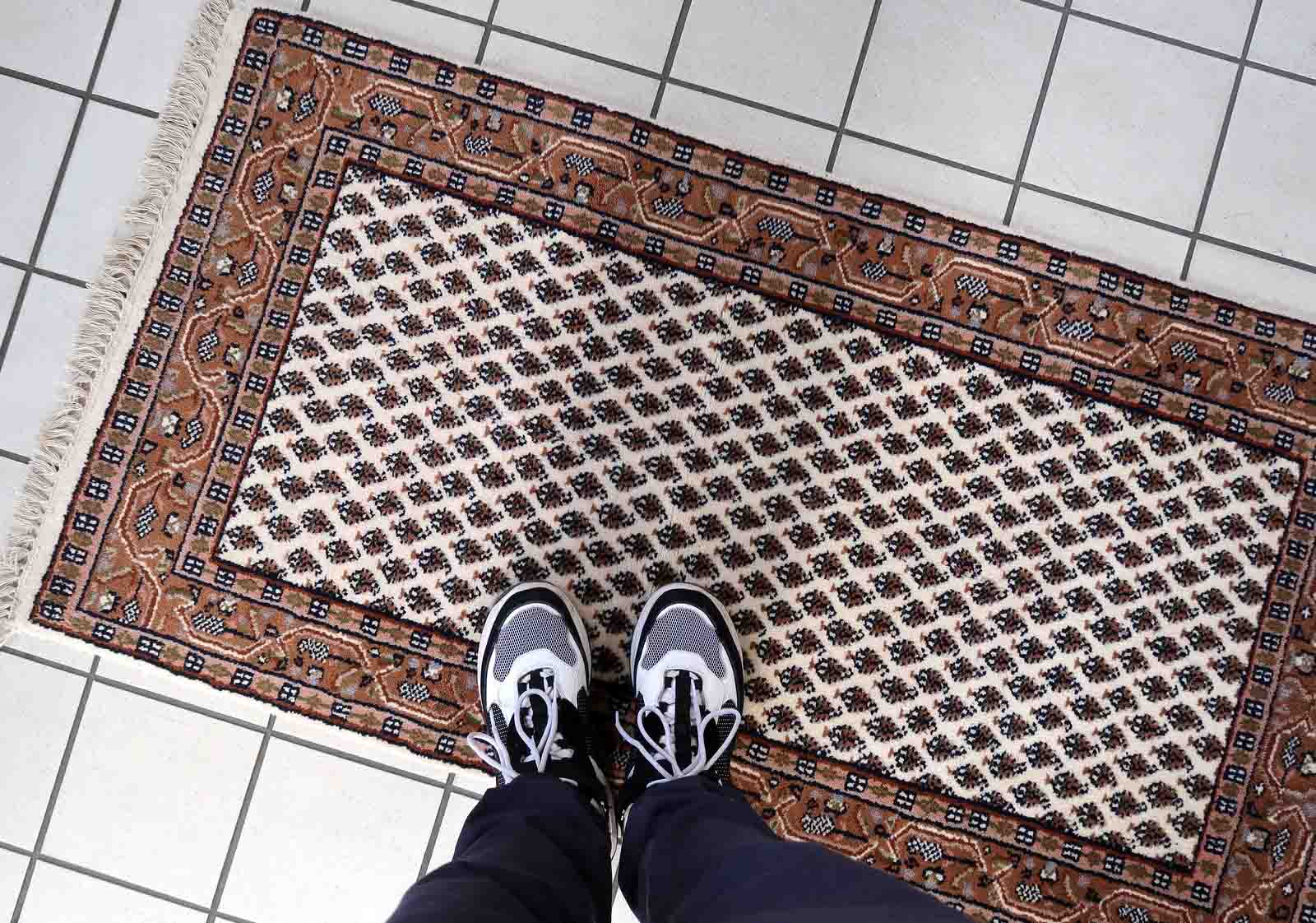 Vintage indian carpet seraband handmade 73cm x 140cm 1970s