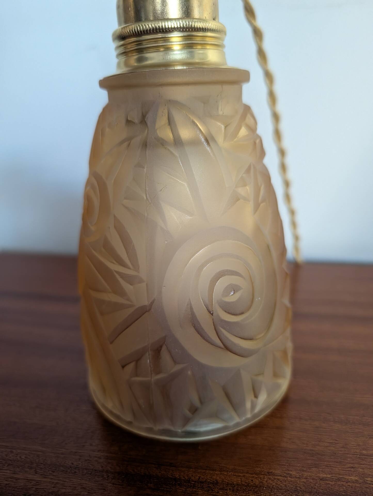 Art Nouveau glass paste lampshade – circa 1910-1925