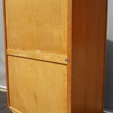 Vintage wardrobe 1950 feet compass