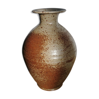 Sandstone vase
