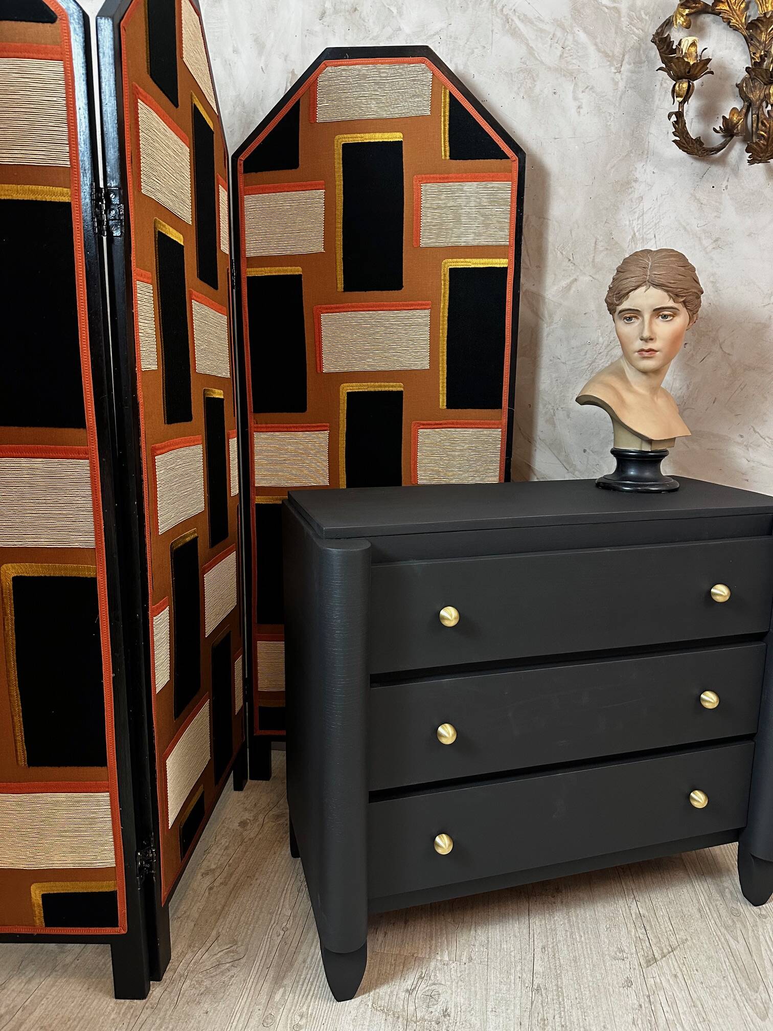 Art Deco Chest of Drawers