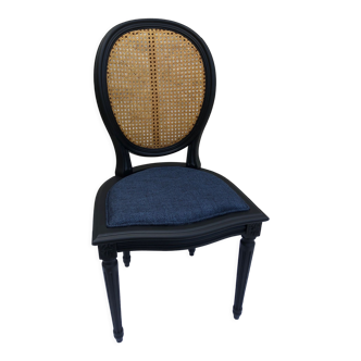 Chair wood medallion canned back