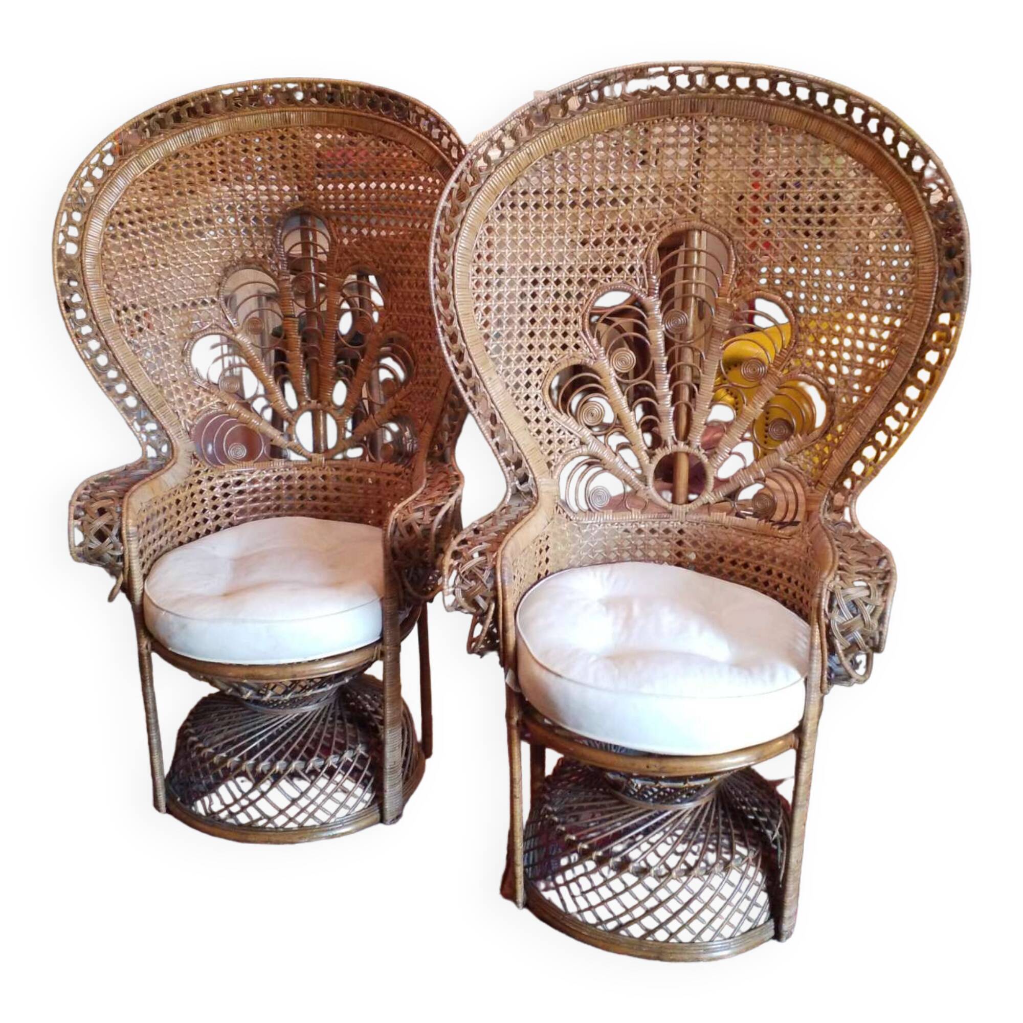 Pair of armchairs emmanuelle