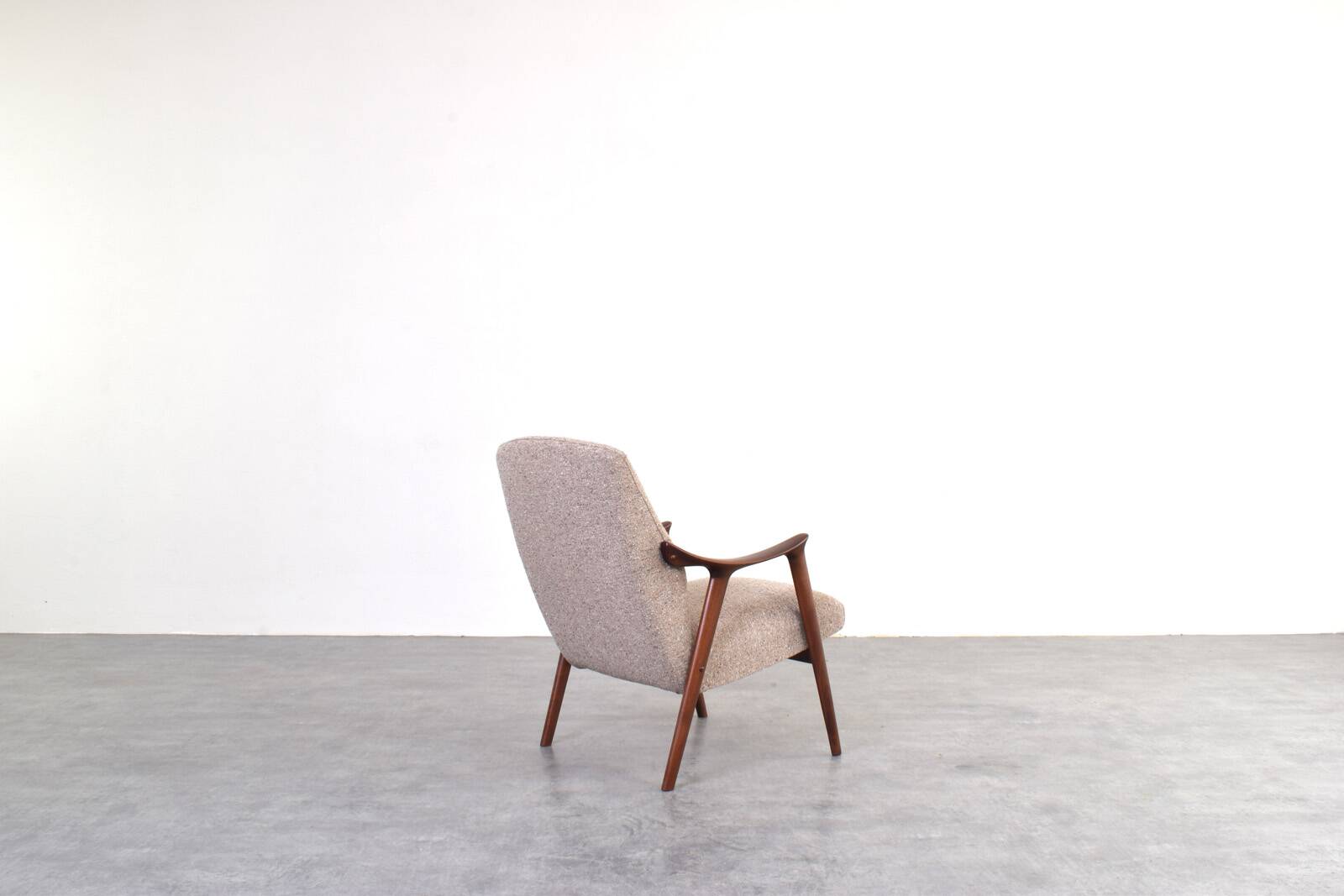 Mid-Century „Tenor” Teak & Boucle Armchair from Møre Lenestolfabrikk, 1960s