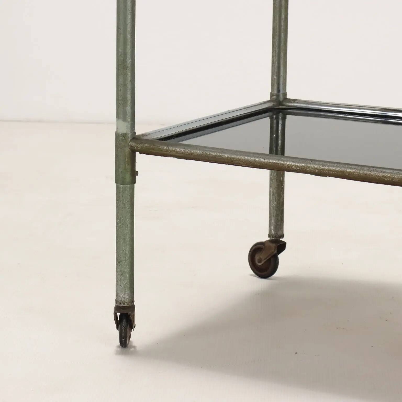 Desserte vintage en aluminium et verre, Italie, années 1960