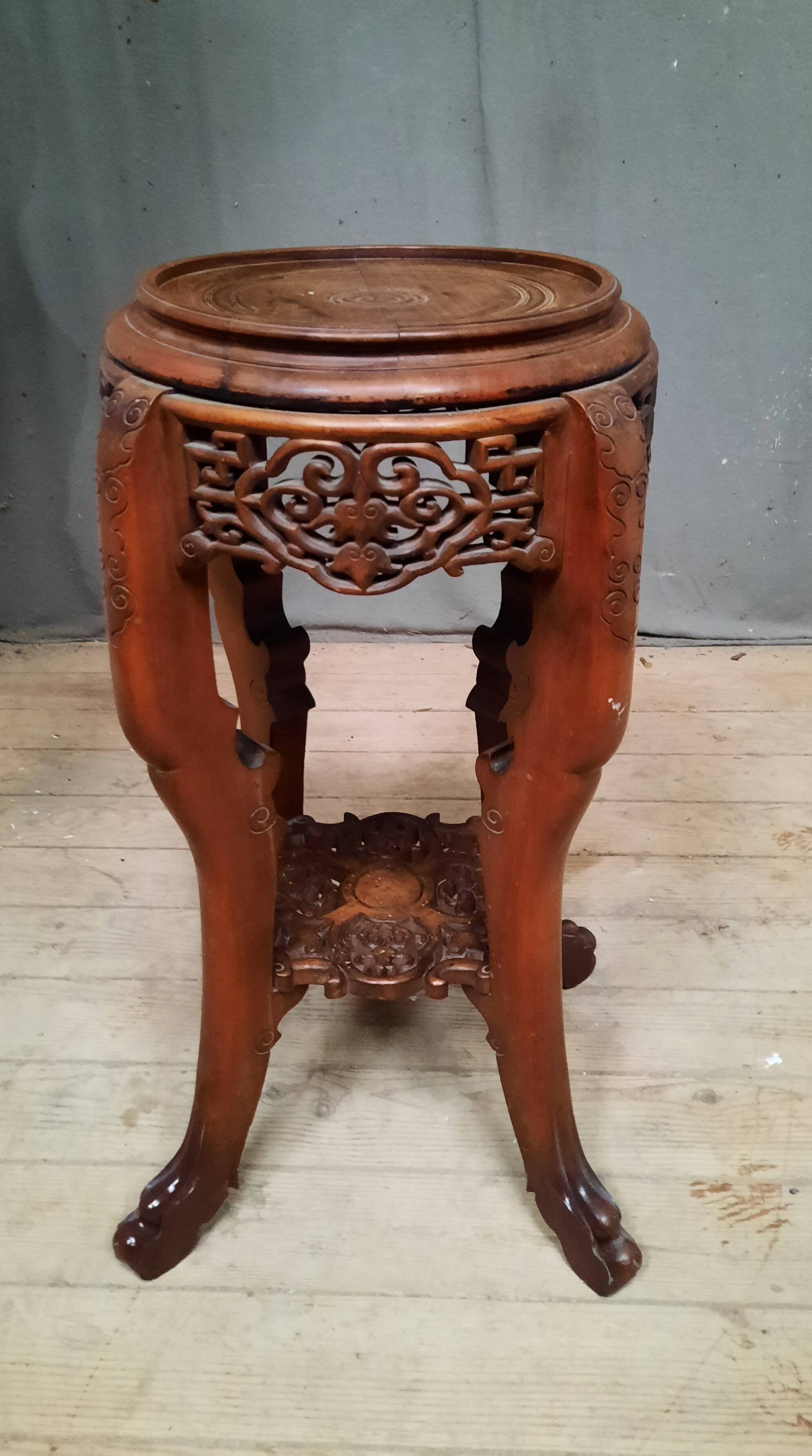 Small far eastern pedestal table
