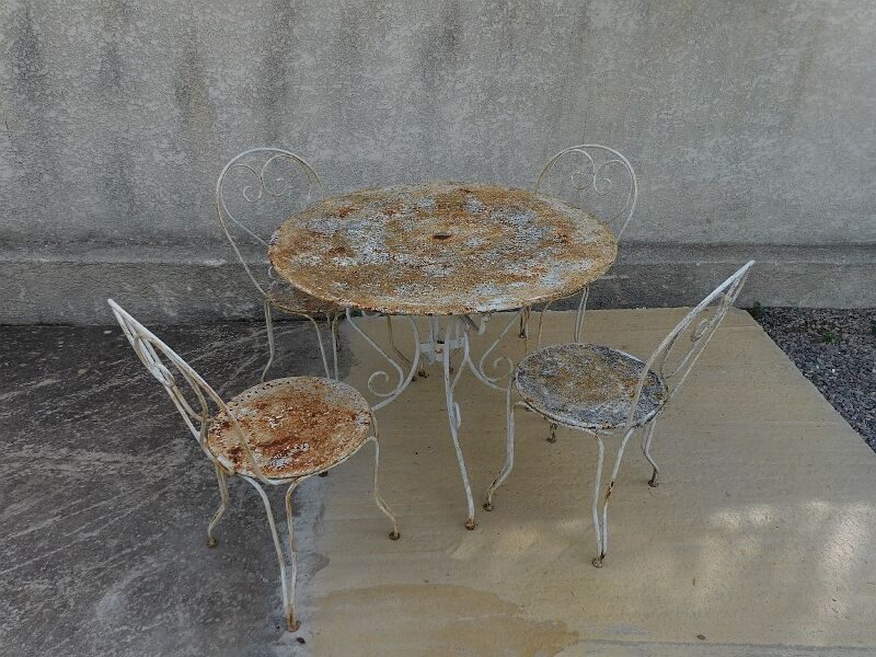 Salon de jardin en métal table & 4 chaises