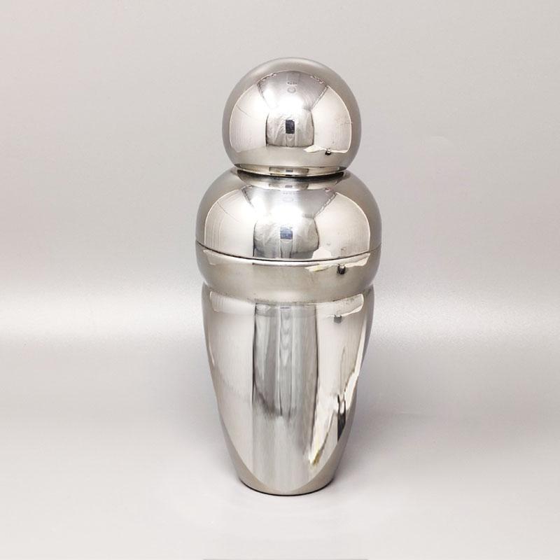Cocktail shaker wmf cromargan in stainless steel. made in germany