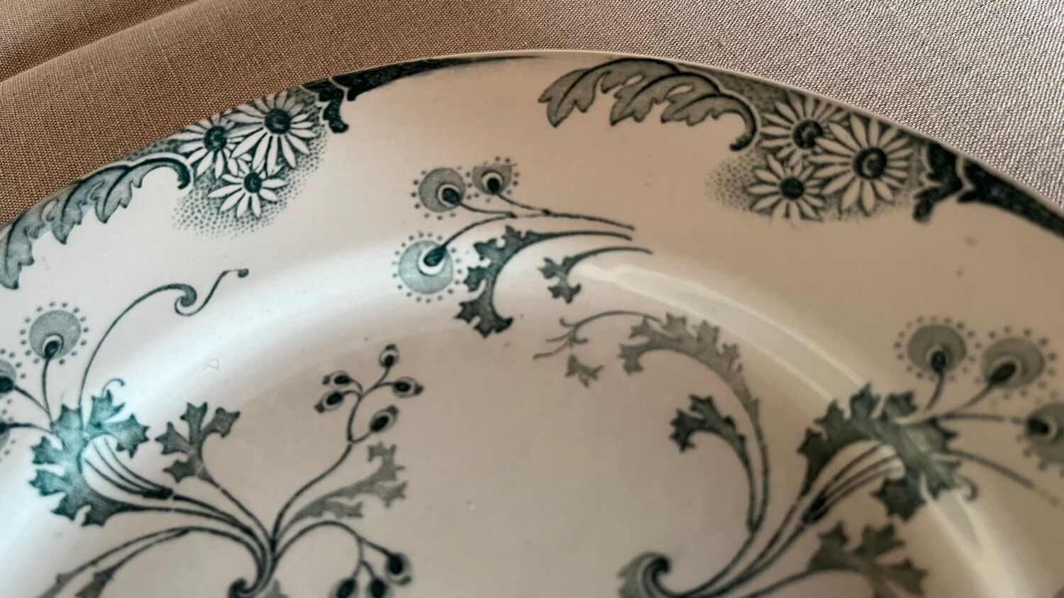 Set of 6 flat plates KG Luneville vintage