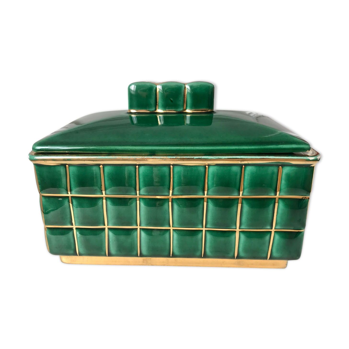 Green and golden box 50s