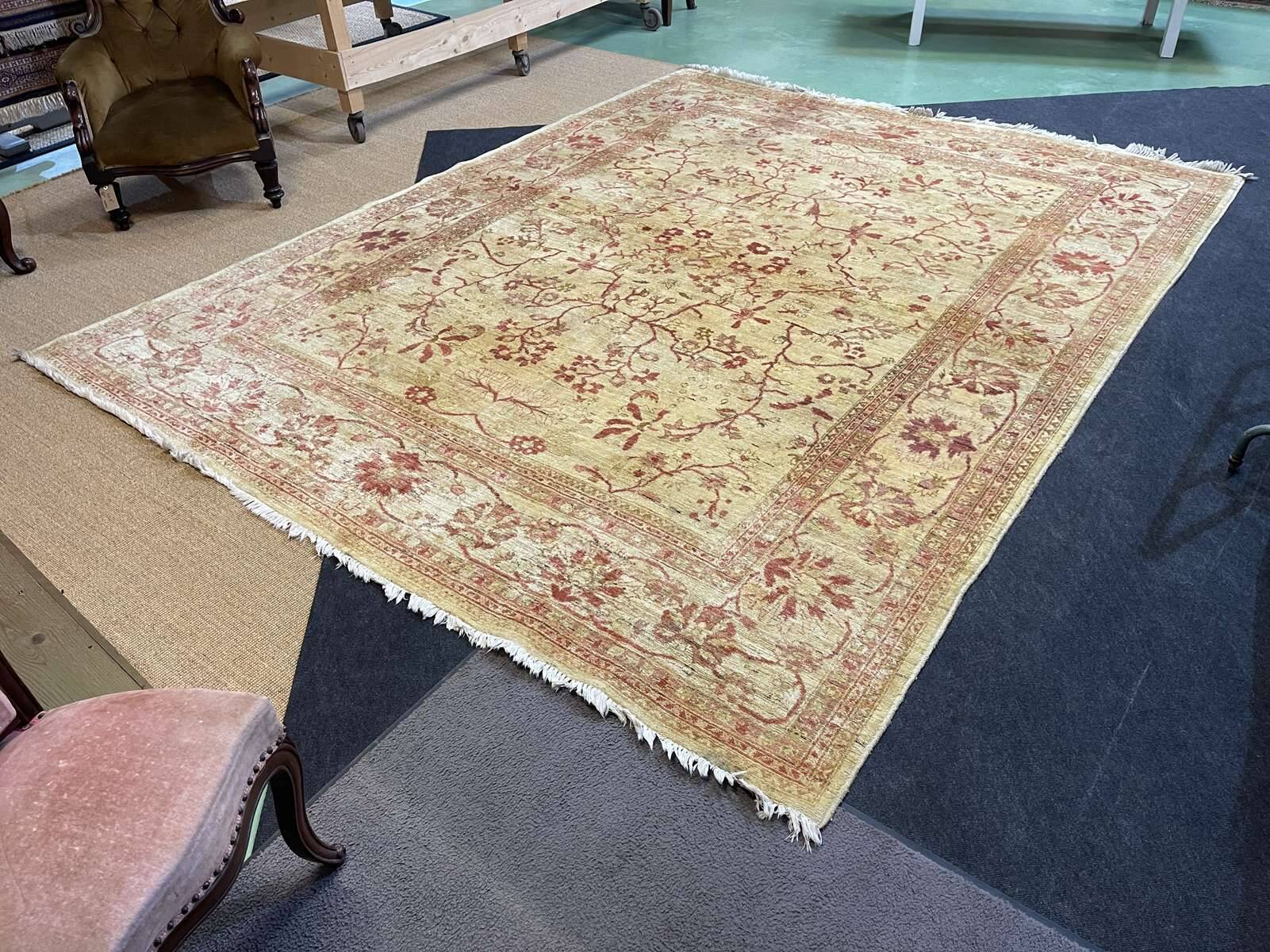 Handmade wool oriental rug - 3m43x2m70