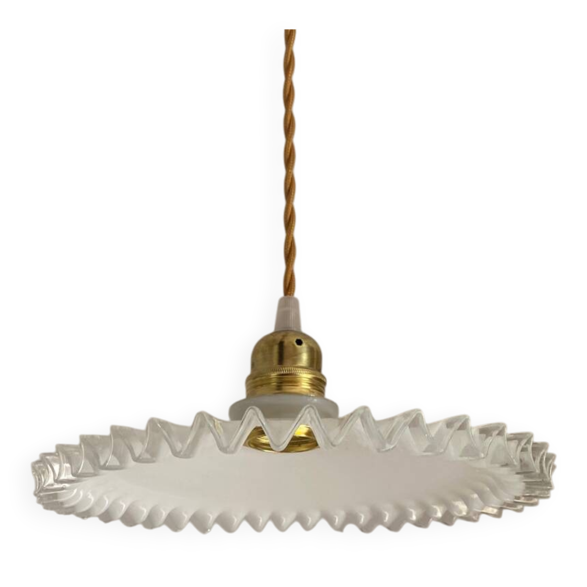 Vintage crenelated opaline suspension