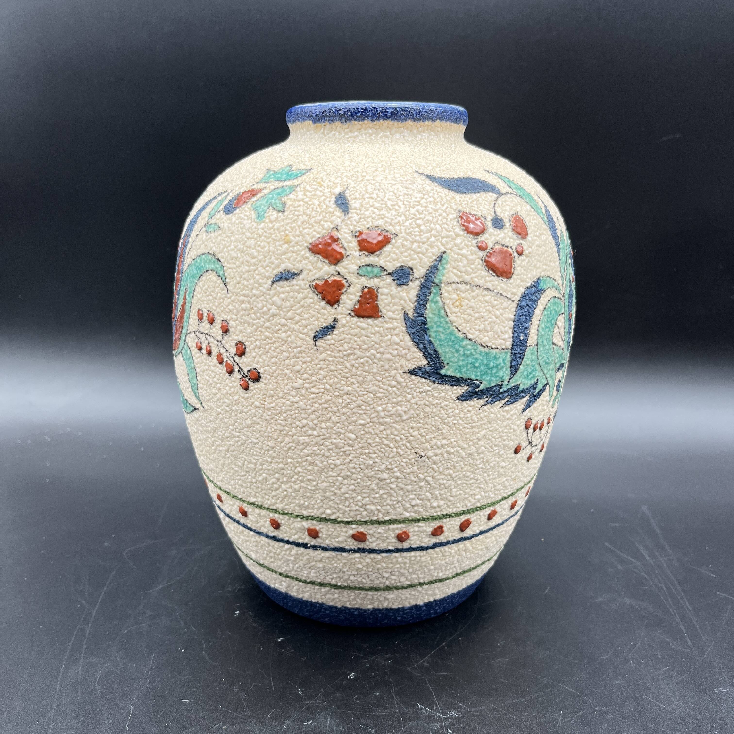 Art Deco ceramic vase Floral decor flowers