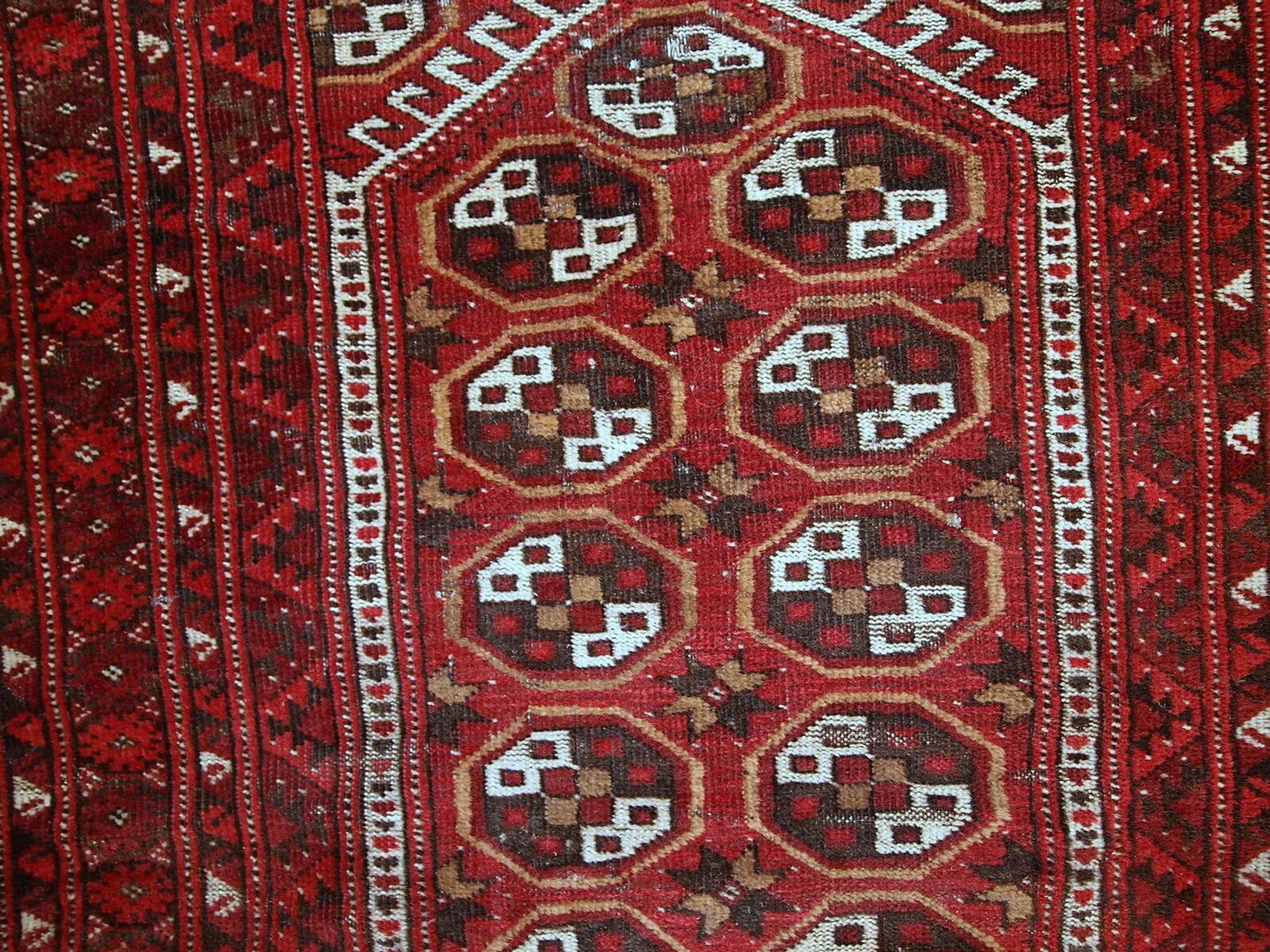 Tapis vintage fait main Gabbeh du Moyen-Orient 140cm x 215cm (1960s)