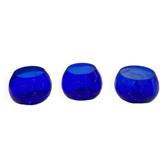 Set of 3 blue glass candle holders