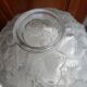 Vase boule en verre moulé art déco