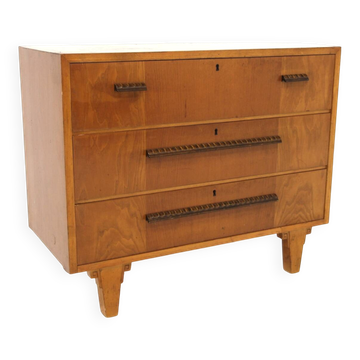 Scandinavian chest of drawers in elm, Swedish Modern, Sweden, 1930.