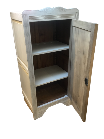 Hosiy cabinet