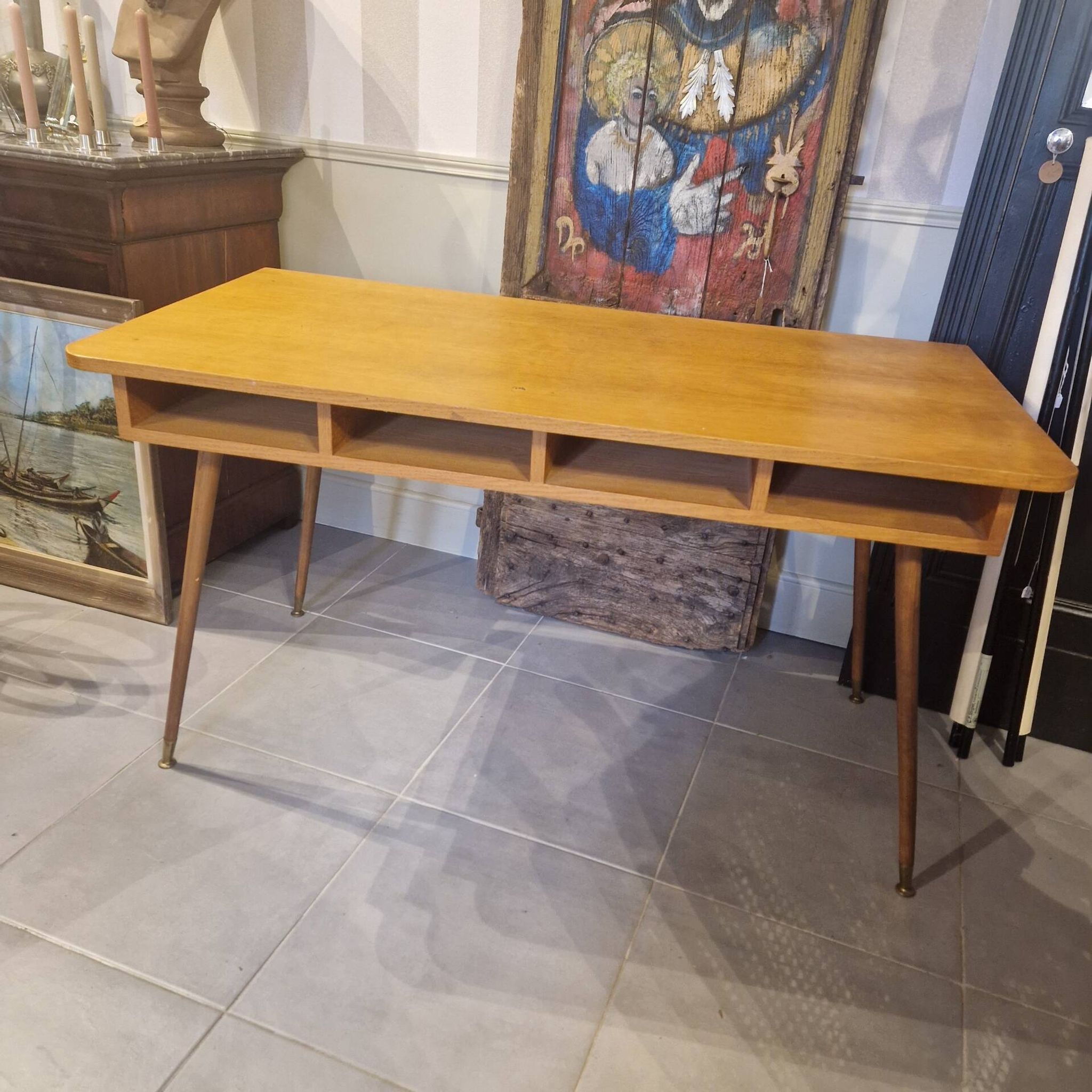 Scandinavian desk