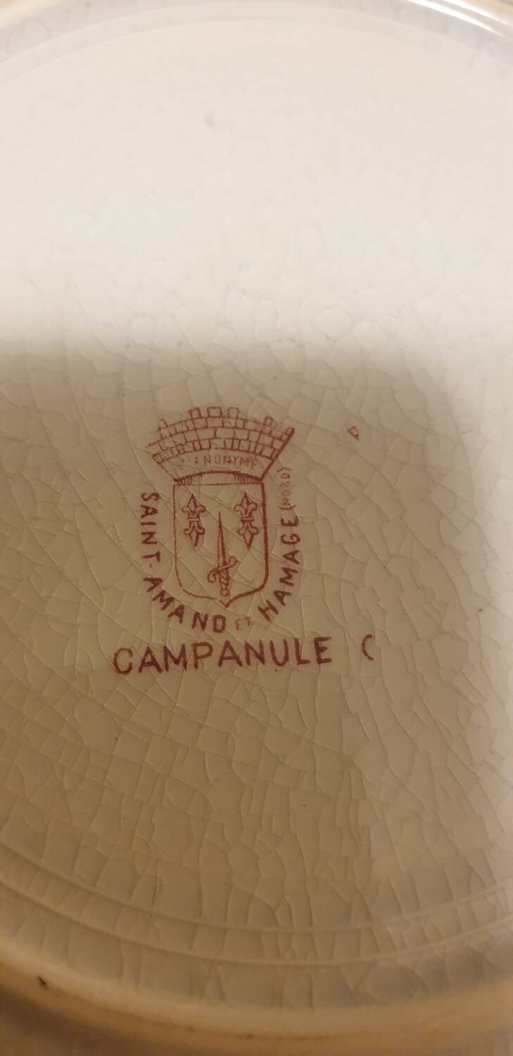 Four St Amand and Hamage flat plates