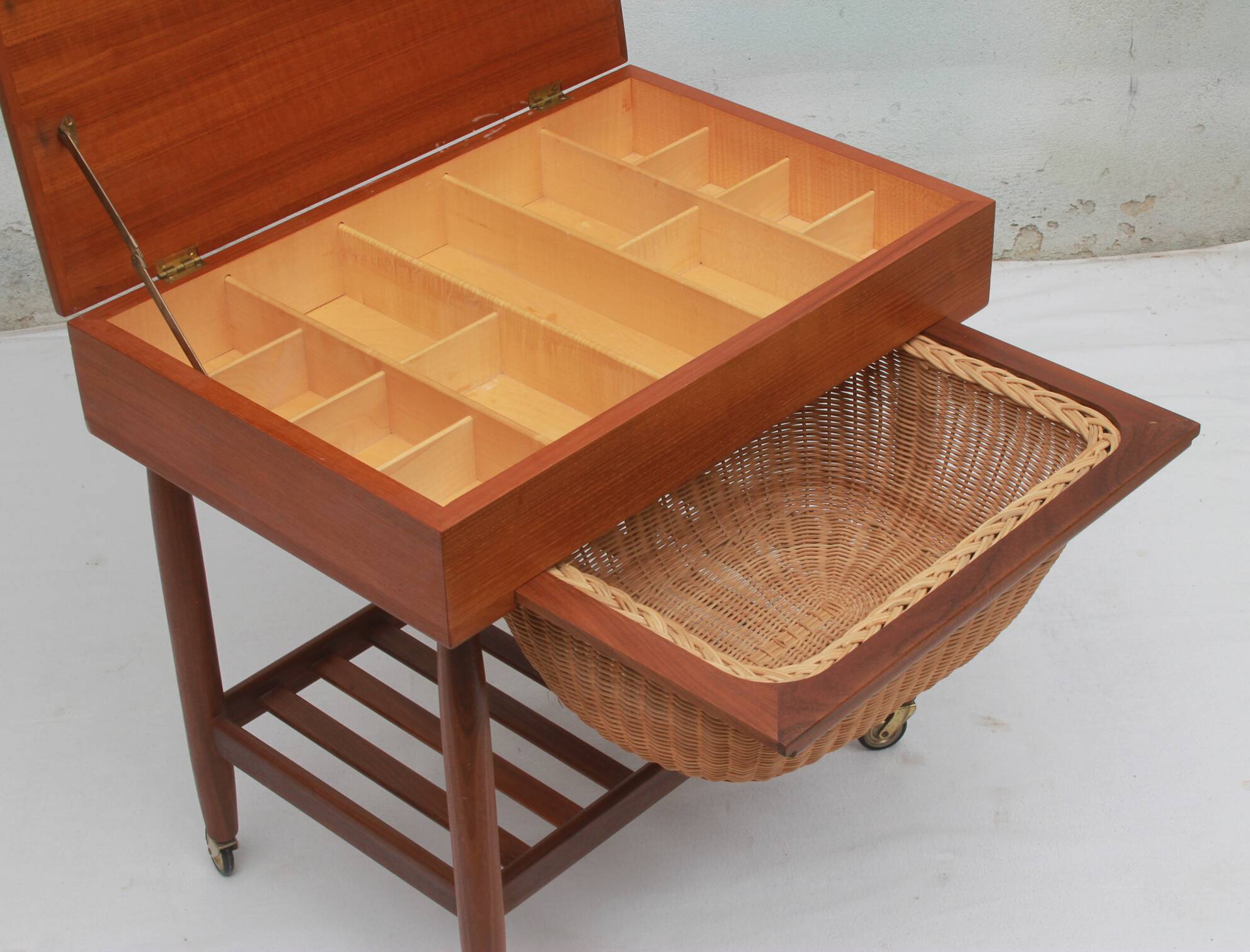 1960s Utensilo in Teak with basket