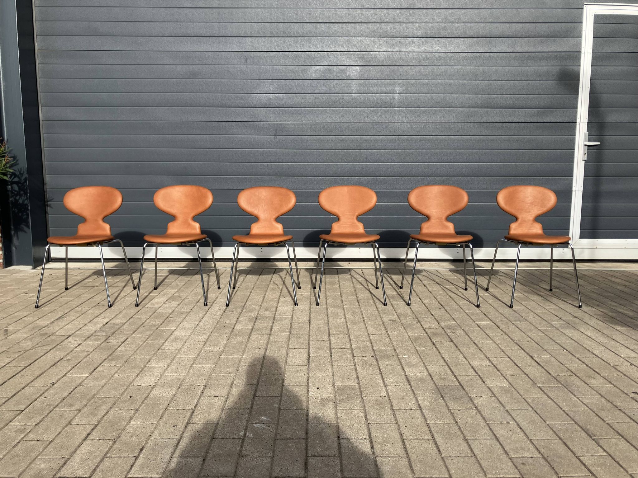 Fritz hansen ant chairs in cognac leather new!!