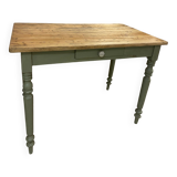 Small farmhouse table