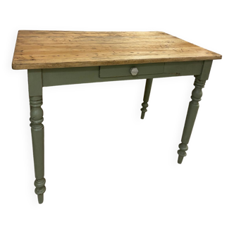 Small farmhouse table