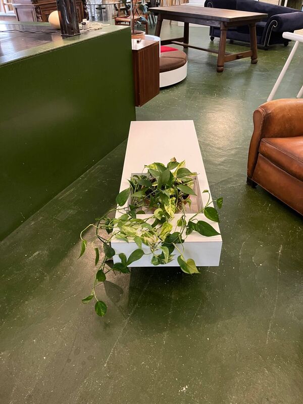 Table jardinière Années 70 en formica blanc fabriquée par Roche Bobois