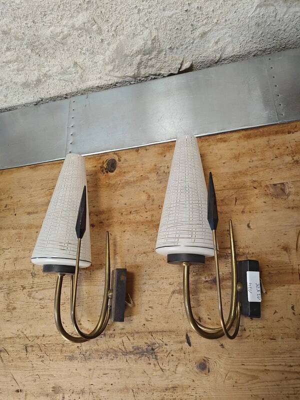 Set of two vintage wall lights.